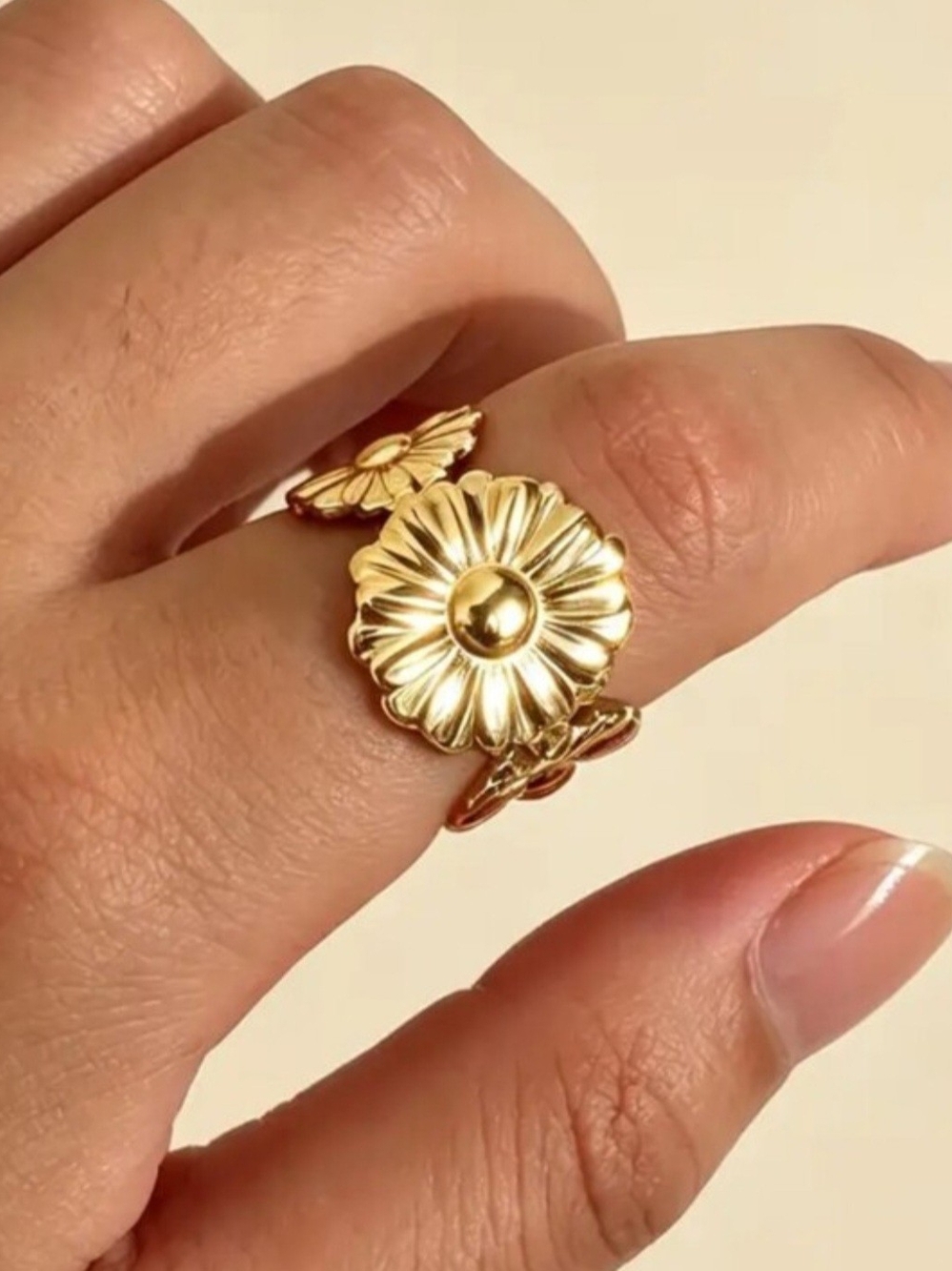 Gold Floral Daisy Ring - Women Jewelry Stainless Steel